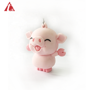<span class=keywords><strong>dessin</strong></span> animé jouet porte-clés en silicone souple en caoutchouc pvc 3D porte-clés souvenir en caoutchouc porte-clés cochon cochon - Product Image 1