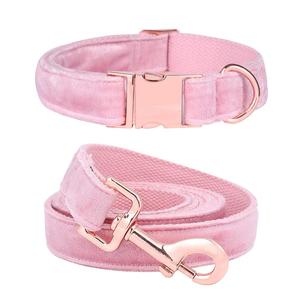 <span class=keywords><strong>Collar</strong></span> de terciopelo suave y cómodo para perro, collares ajustables para mascotas con hebilla de metal de oro rosa y correa a juego - Product Image 4