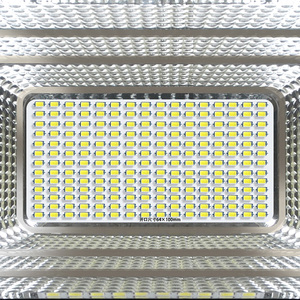 Projecteur solaire led imperméable avec télécommande, conforme à la norme IP67, éclairage d'extérieur à large faisceau, idéal pour un <span class=keywords><strong>jardin</strong></span>, 100w, nouveau modèle - Product Image 3