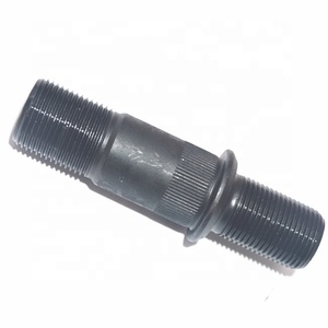 10,9-40Cr rueda de camión perno <span class=keywords><strong>prisionero</strong></span> con <span class=keywords><strong>tuerca</strong></span> - Product Image 2