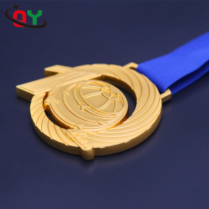 Promoción barato de morir golpeó Metal Deportes Fútbol clave medalla suspensión pantalla - Product Image 1