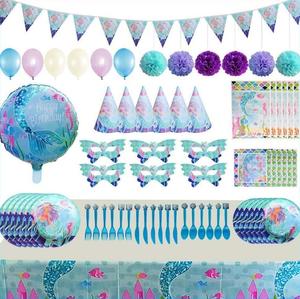 <span class=keywords><strong>Vaisselle</strong></span> <span class=keywords><strong>jetable</strong></span> en papier : 16 assiettes, gobelets, serviettes, couverts, nappe, centre <span class=keywords><strong>de</strong></span> table, pompons suspendus, sirène, Halloween, Noël - Product Image 3