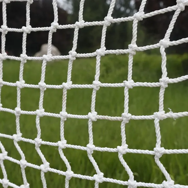 100% raw material plastic mesh netting rolls nylon polyester mesh netting barrier fence climbing net rope