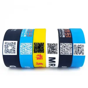 Braccialetto personalizzato in Silicone con codice QR di identificazione a buon mercato per cinturini da polso ID serie in gomma con codice a barre