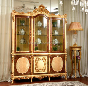 OE-FASHION villa Européenne cave à vin Français <span class=keywords><strong>or</strong></span> <span class=keywords><strong>cour</strong></span> trois portes armoire à vin <span class=keywords><strong>en</strong></span> verre <span class=keywords><strong>de</strong></span> salon armoire à vin - Product Image 1