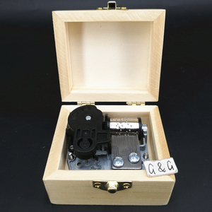 Scatola di legno automatica con carica personalizzata in fabbrica sei il mio regalo d'amore con scatola musicale solare - Product Image 2