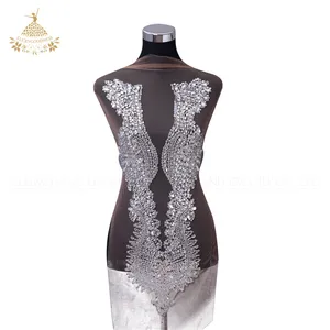 In rilievo pesante tessuto di pizzo cristallo appliqued patch per abbigliamento - Product Image 1