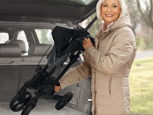 Medical Drive Aluminum Folding Style 4 Wheel Walker <strong>Rollator</strong> - Product Image 3