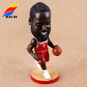 Estatua <span class=keywords><strong>de</strong></span> poliresina <span class=keywords><strong>de</strong></span> nuevo diseño, muñecas personalizadas <span class=keywords><strong>de</strong></span> cabeza Bobble <span class=keywords><strong>de</strong></span> Cristiano <span class=keywords><strong>Ronaldo</strong></span> - Product Image 6