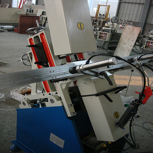 Máy phay khe nước hai trục tự động LXC01-2 cho cửa sổ uPVC cho nhôm và <span class=keywords><strong>PVC</strong></span> với các thành phần động cơ lõi - Product Image 2