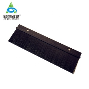Alluminio Davanzale Del Spazzole di Fondo <span class=keywords><strong>Porta</strong></span> Spazzatrice Weatherstrip <span class=keywords><strong>Sotto</strong></span> La <span class=keywords><strong>Porta</strong></span> - Product Image 2