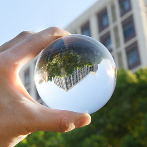 Wholesale LY-B1005 High Quality 60mm clear K9 <strong>Crystal</strong> Glass Ball With <strong>Crystal</strong> <strong>Stand</strong> - Product Image 3