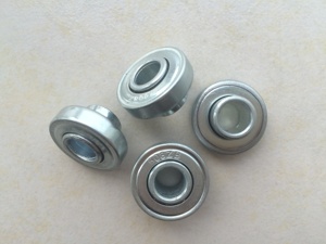 Cuscinetti per Skateboard 608ZB di Alta Qualità ed Economici, Prodotti in Cina, con Guarnizione in Gomma e Distanziale Integrato per Longboard - Product Image 2
