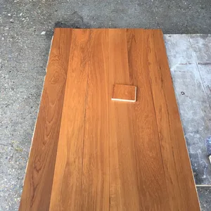 Revestimento de madeira de teak de cor natural uv projetado piso de madeira