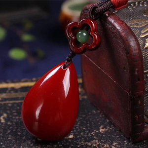 Collana <span class=keywords><strong>con</strong></span> Pendente in <span class=keywords><strong>Corallo</strong></span> Rosso Naturale <span class=keywords><strong>con</strong></span> Corda/Giada/Legno di Sandalo Rosso Lobulare per Donne Collana <span class=keywords><strong>con</strong></span> Fiori Pressati - Product Image 2