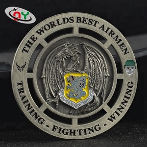 Promocional barato personalizado grabado moneda armadura de Dios 3D policía monedas de desafío para la venta - Product Image 3