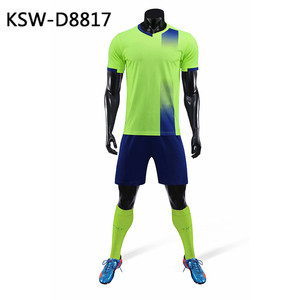 Uomini di sport kit jersey di <span class=keywords><strong>calcio</strong></span> giovanile set di uniformi della <span class=keywords><strong>squadra</strong></span> di <span class=keywords><strong>calcio</strong></span> maglie <span class=keywords><strong>pantaloncini</strong></span> all'ingrosso - Product Image 1