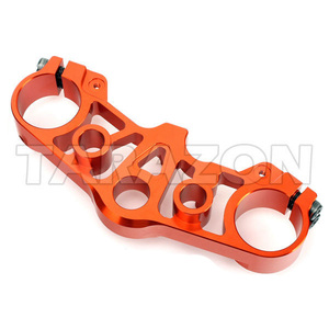 Cnc pièces de <span class=keywords><strong>moto</strong></span> Billet Aluminium Triple Clamp pour <span class=keywords><strong>KTM</strong></span> <span class=keywords><strong>Duke</strong></span> 200 390 - Product Image 1