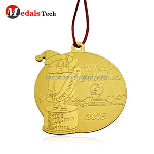 Diseño de encargo al por mayor chapado en oro ahueca hacia fuera el metal - Product Image 5