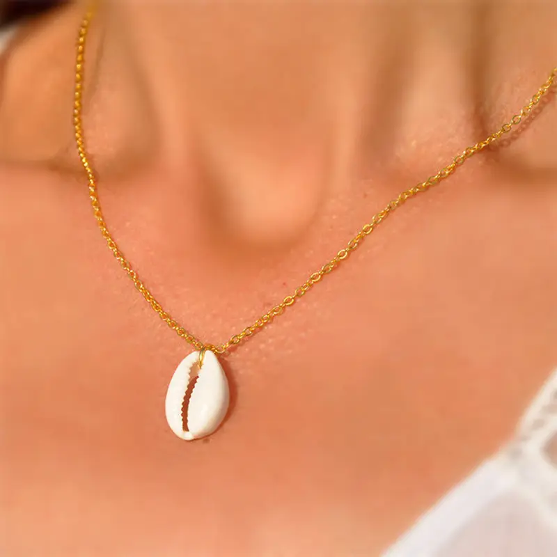 Cowrie Shell Necklace Gold Silver Sea Shell Necklaces for Women Cowrie Surf Jewelry Gift for Surfer Boho Necklace