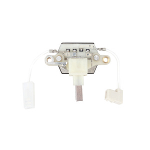 Régulateur de tension d'<span class=keywords><strong>alternateur</strong></span> utilisé <span class=keywords><strong>sur</strong></span> LADA TRT3-01,TRT301,1121-123RS - Product Image 1