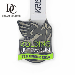 Personalizzato stile fresco a forma di aquila in metallo bianco maratona di finitura medaglie - Product Image 1