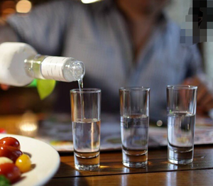 Regali promozionali all'ingrosso liquore a Base pesante bere vino bianco colpo di vetro 2oz 60ml - Product Image 2