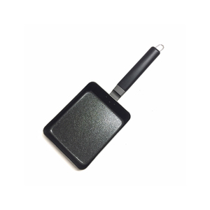 Sartén japonesa para huevos de cocina de hierro en relieve con línea de fibra a buen precio acabado superficial antiadherente sin recubrimiento - Product Image 1