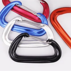 उच्च गुणवत्ता 7075 विमानन एल्यूमीनियम डी-प्रकार 12KN हुक चढ़ाई carabiner