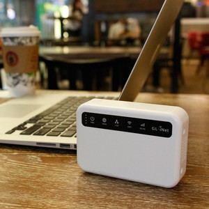 باور بنك محمول, باور بنك محمول 300mbps مزود بمنفذ wan lan وبطاقة sim ومنفذ usb وواي فاي وموجهات 4g lte