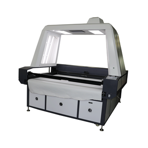 เครื่องตัดเลเซอร์ <span class=keywords><strong>C2O</strong></span> อัตโนมัติความเร็วสูงผ้าทอเครื่องตัดเลเซอร์ขายปลีกยางโลหะไม้ - Product Image 5