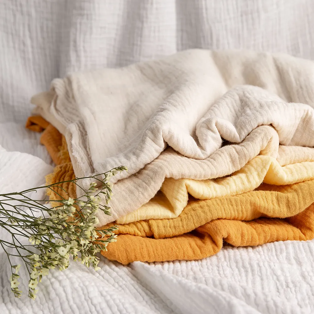 Exclusiva serie amarilla con estampado muselina orgánica gasa de algodón de doble tela para MOQ bajo los compradores
