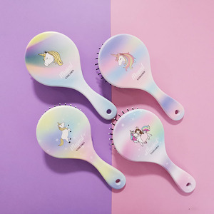Personnalisé brosses de massage en plastique forme ronde impression licorne brosse à cheveux pour les enfants - Product Image 6