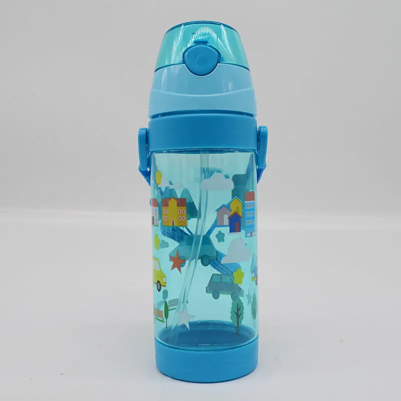 500 ml de plástico de dibujos animados de niños botella de agua con paja