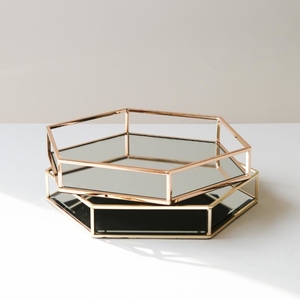 Vanità Decorativi Fatti A Mano di Esagono di Ferro In <span class=keywords><strong>Oro</strong></span> Cornice A <span class=keywords><strong>Specchio</strong></span> <span class=keywords><strong>Vassoio</strong></span> <span class=keywords><strong>Vassoio</strong></span> di Gioielli Per Le Vendite - Product Image 5