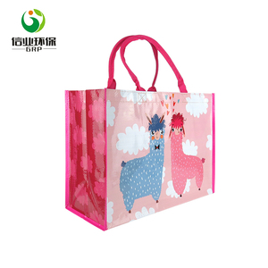 De alta calidad de plástico bolsa de compras con <span class=keywords><strong>alpaca</strong></span> impreso - Product Image 2
