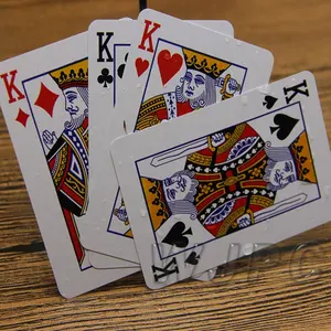Transparente 100% Kunststoff PVC Geschenk Werbe Cooles Design Zigarre Ziehen Poker Spielkarten Spiel Set Mit Barcade