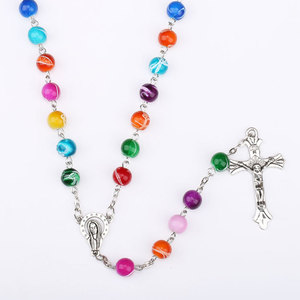 Colgante Multicolor <span class=keywords><strong>de</strong></span> Cruz religiosa <span class=keywords><strong>de</strong></span> Jesús, collar <span class=keywords><strong>de</strong></span> acrílico con cuentas <span class=keywords><strong>de</strong></span> <span class=keywords><strong>Rosario</strong></span>, <span class=keywords><strong>2022</strong></span> - Product Image 5