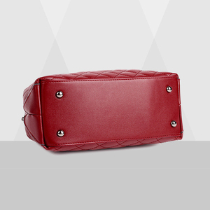 <span class=keywords><strong>Sac</strong></span> à main matelassé en PU mat avec cadre métallique classique pour <span class=keywords><strong>femme</strong></span>, <span class=keywords><strong>sac</strong></span> de <span class=keywords><strong>médecin</strong></span> personnalisé, <span class=keywords><strong>sac</strong></span> à bandoulière multi-poches pour le shopping et les voyages - Product Image 5