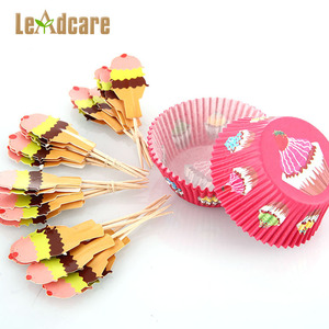 Casa de Navidad hecho <span class=keywords><strong>a</strong></span> mano Muffin <span class=keywords><strong>torta</strong></span> imprimir tazas de papel Cakecup - Product Image 1