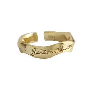 Palavras de logotipo personalizadas do joia, prata esterlina 925 mulheres jogus onda torcida anéis de carta