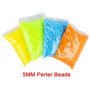 Giocattoli <span class=keywords><strong>Puzzle</strong></span> per bambini all'ingrosso <span class=keywords><strong>perline</strong></span> da stiro ecologiche Non tossiche giocattolo di plastica <span class=keywords><strong>perline</strong></span> Hama Perler fai da te - Product Image 4