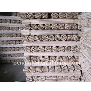 <span class=keywords><strong>Pali</strong></span> per Recinzione in <span class=keywords><strong>Legno</strong></span> Rotondi di Alta Qualità con Estremità Affusolate, Vendita all'Ingrosso - Product Image 6