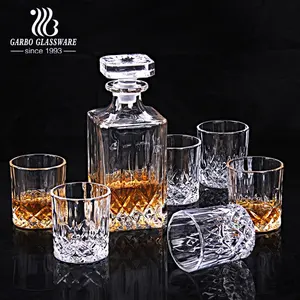 Yüksek kaliteli şarap dekantörü ve bardak seti viski sürahi 2 Twisted viski bardağı 2 XL viski küpleri cam votka şişesi