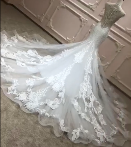 Abiti <span class=keywords><strong>da</strong></span> sposa in pizzo di lusso 2023 abiti <span class=keywords><strong>da</strong></span> sposa a sirena in pizzo abiti <span class=keywords><strong>da</strong></span> sposa <span class=keywords><strong>taglie</strong></span> <span class=keywords><strong>forti</strong></span> abiti <span class=keywords><strong>da</strong></span> sposa trasparenti a maniche lunghe - Product Image 1