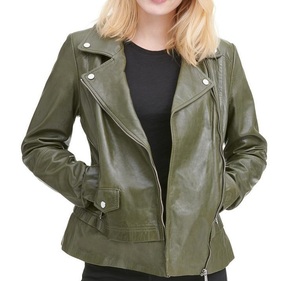 Chaqueta bomber de vuelo de cuero hecha a mano en piel de cordero suave perfecta para los amantes del desgaste urbano vintage y los viajeros - Product Image 2