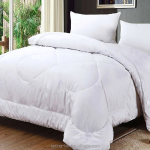 Sólido/impreso 100% microfibra único/<span class=keywords><strong>reina</strong></span>/rey blanco acolchado ropa <span class=keywords><strong>de</strong></span> cama edredón conjunto para hotel/<span class=keywords><strong>casa</strong></span> <span class=keywords><strong>la</strong></span> escuela - Product Image 1