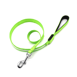 Collar de correa iluminada con luz Led para perro, a precio de fábrica - Product Image 4