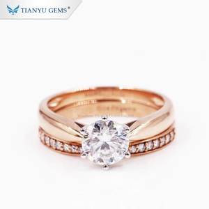 Tianyu edelsteine Customized Au750 18k <span class=keywords><strong>rose</strong></span> Gold Engagement <span class=keywords><strong>Ring</strong></span> 6.5mm runde herz & pfeil Moissanite <span class=keywords><strong>Diamond</strong></span> Wedding <span class=keywords><strong>Ring</strong></span> set für dame - Product Image 2
