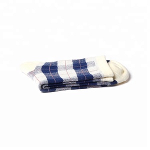 Européenne Populaire <span class=keywords><strong>treillis</strong></span> impression respirant Mode Personnalisé Coton Hommes Chaussettes - Product Image 5